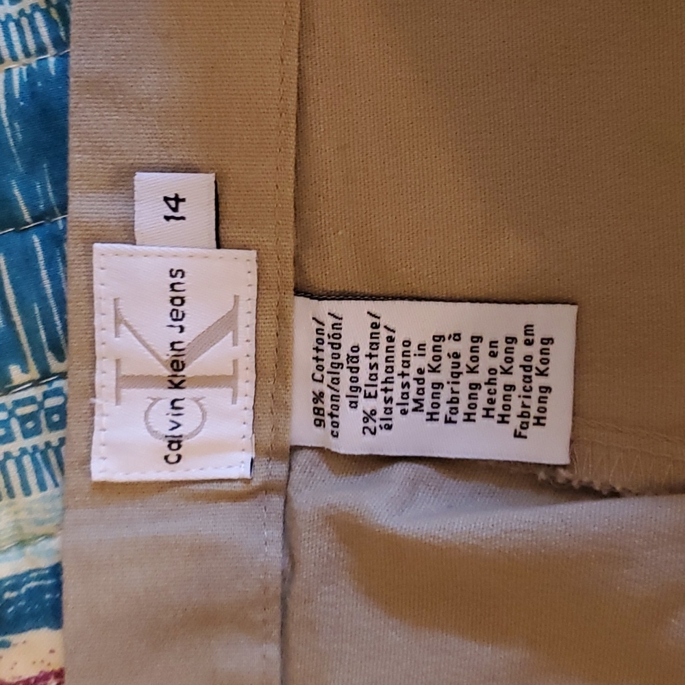 New Calvin Klein Jeans Capri Pants, Tan, 14 - Picture 4 of 9